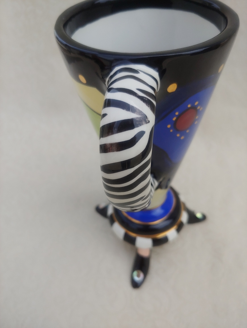 Lynda Cornielle SWAK Vintage Aunt Girtie Hand Painted Footed Mug - Picture 12 of 15
